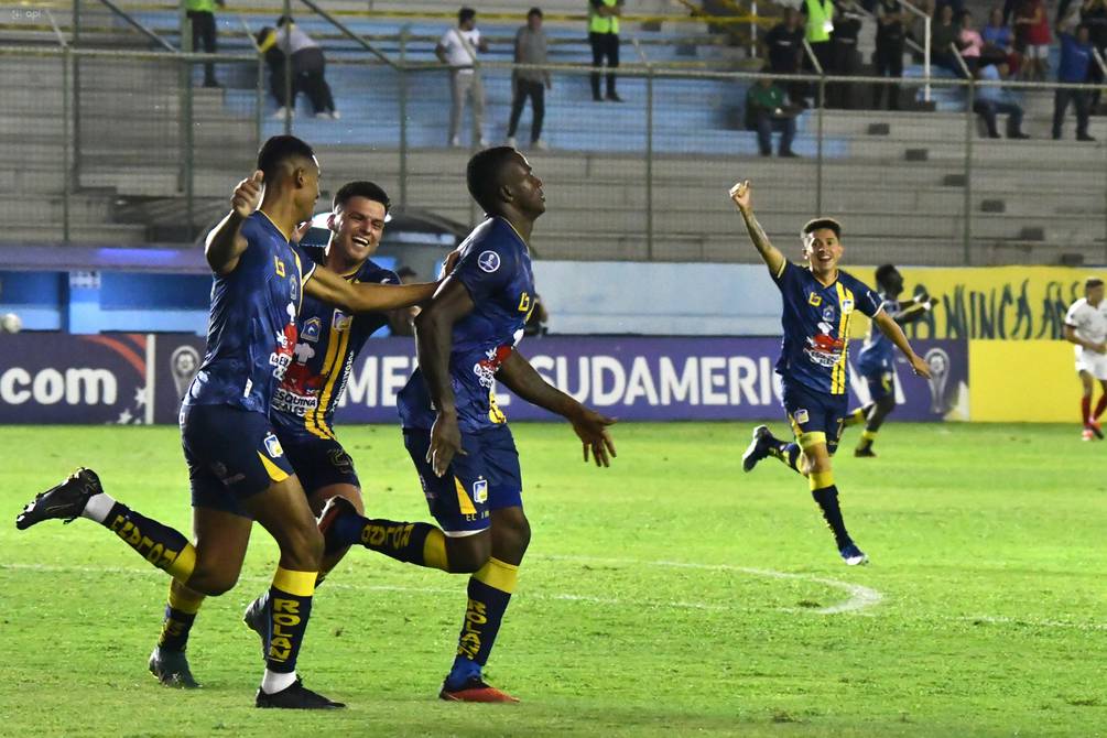 Inter de Porto Alegre vs. Delfín SC por la Copa Sudamericana: horarios y canales de TV para ver en vivo