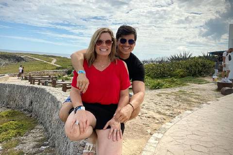 Isaac Delgado y Úrsula Strenge inician el año juntos: ‘Eres mi 2024′