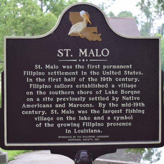 En 2019, la Sociedad Histórica Filipinas-Luisiana erigió una placa para conmemorar la historia de Saint Malo CORTESÍA: RANDY GONZALES