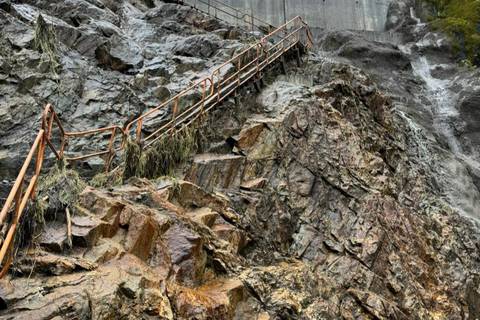 Ministerio de Energía anuncia cortes de luz: tres hidroeléctricas de Ecuador están inhabilitadas por sedimentos