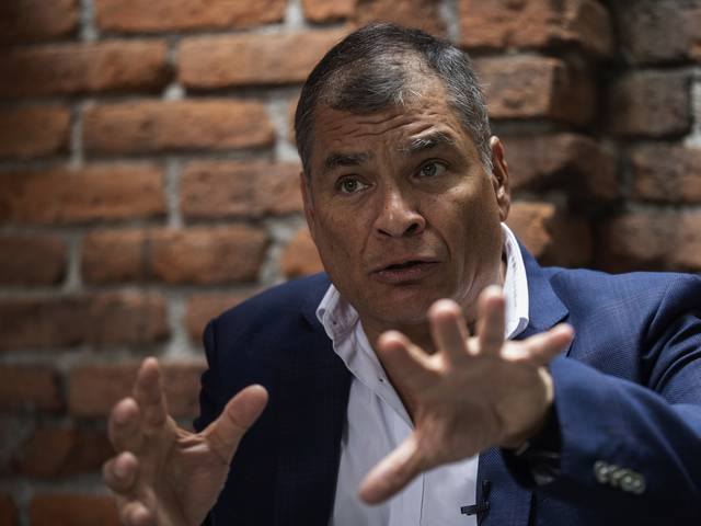 Expresidente Rafael Correa y exministro Walter Solís, vinculados por presunto peculado en concesión del puerto de Manta