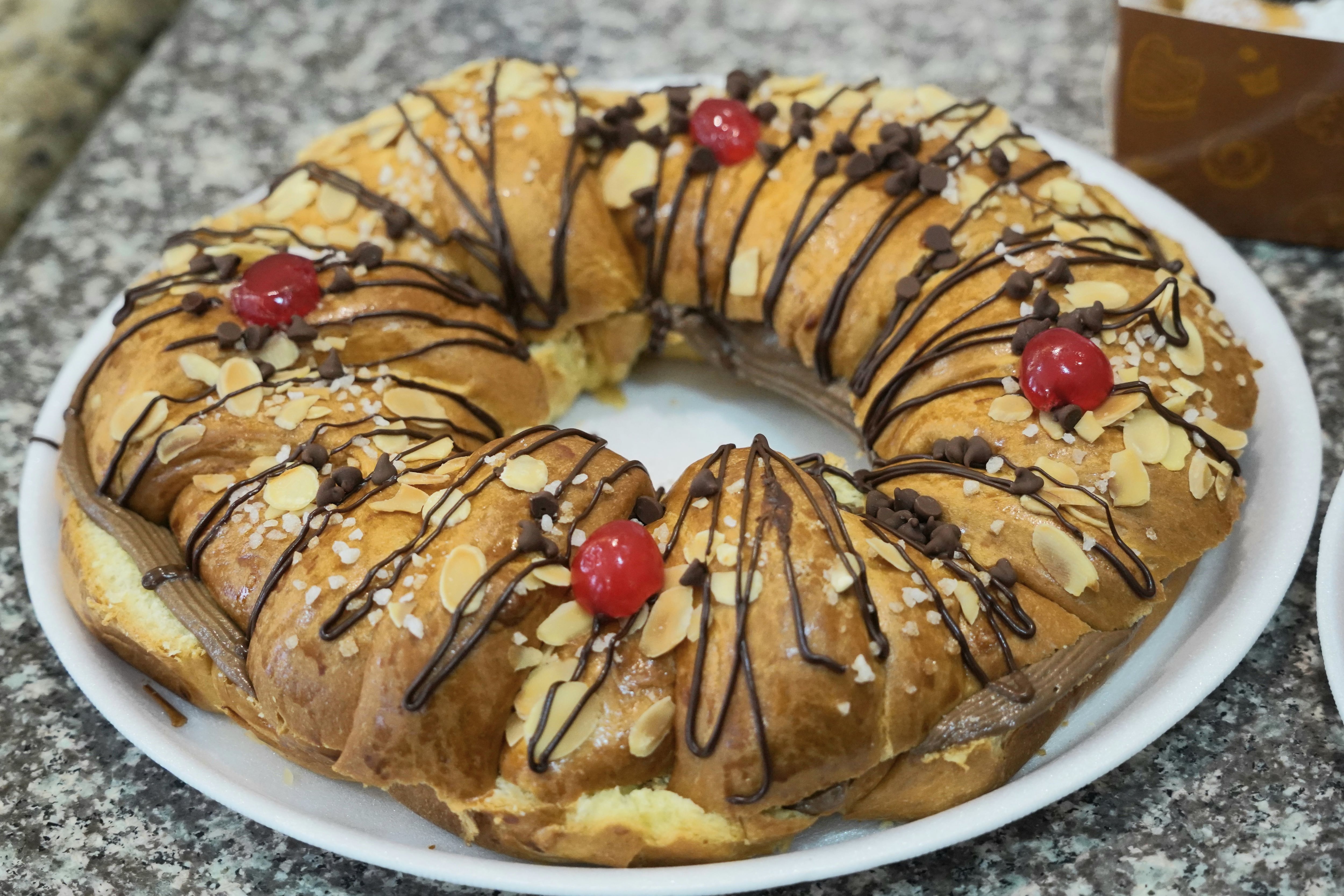 Guayaquil, 3 de Enero del 2024 Gran Guayaquil: Rosca de Rey en la panadería Erick. Foto: José Beltrán/El Universo