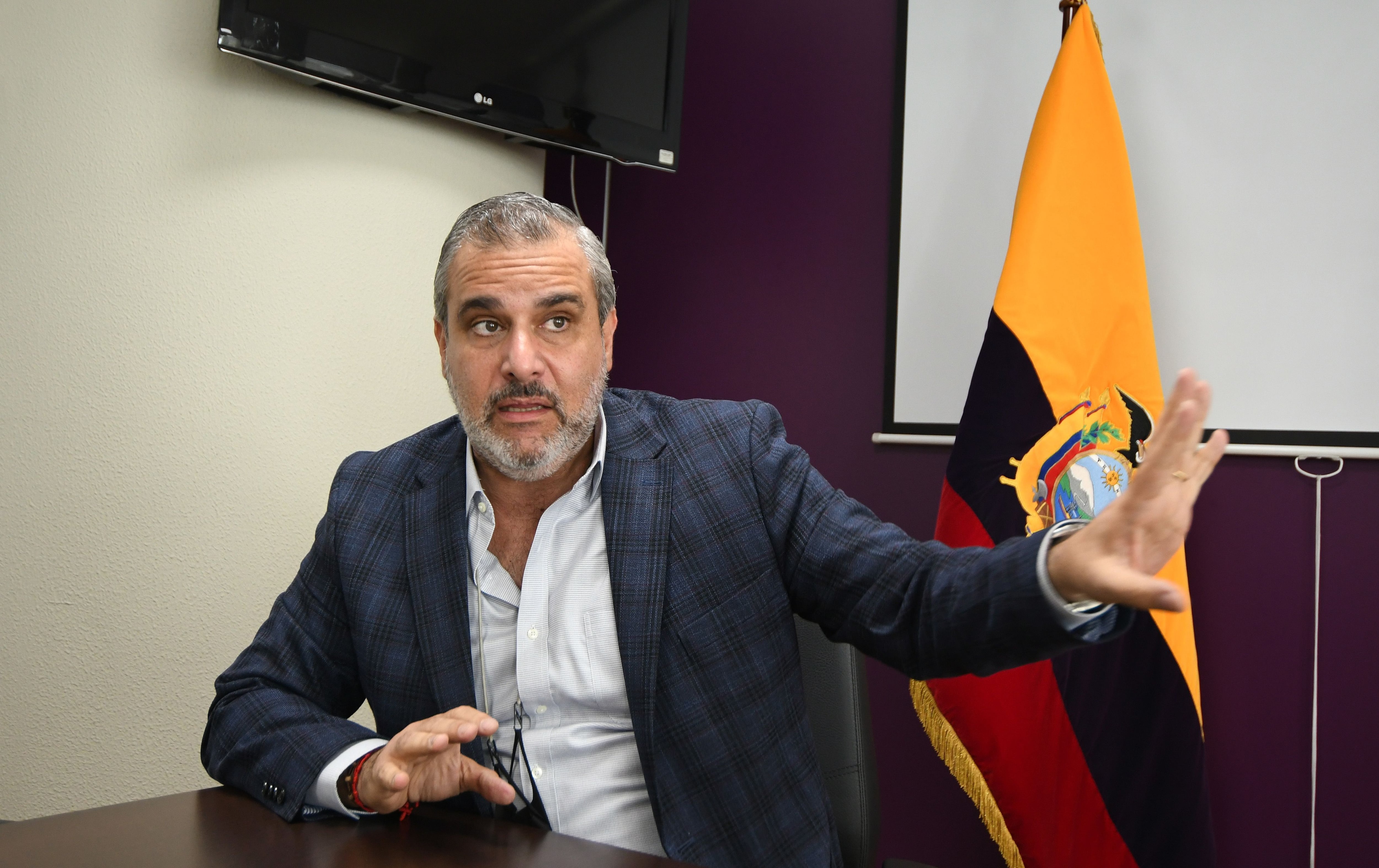 Mauricio Salem: Sería irresponsable que por una amenaza o presión, regalemos $ 200 millones de BanEcuador