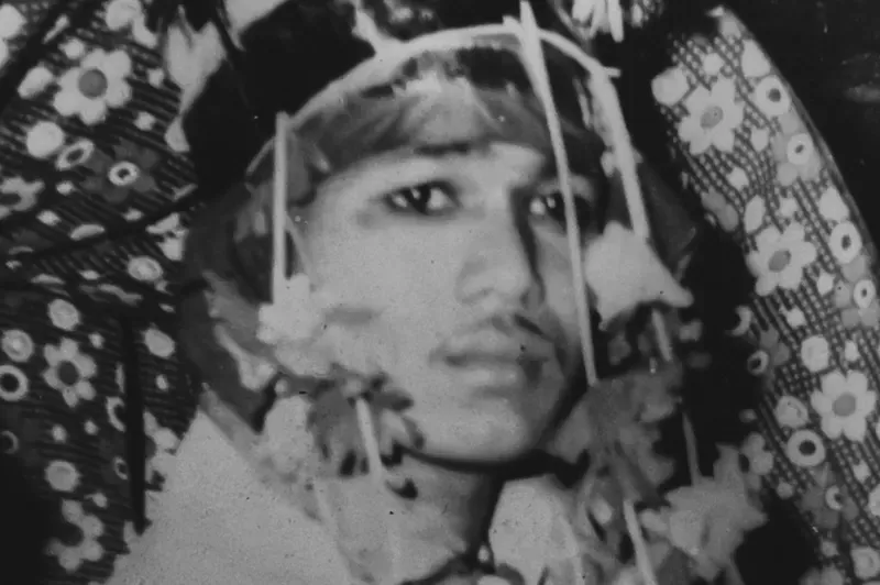 RONNY SEN Una fotografía del impostor Dayanand Gosain durante su boda en 1982.