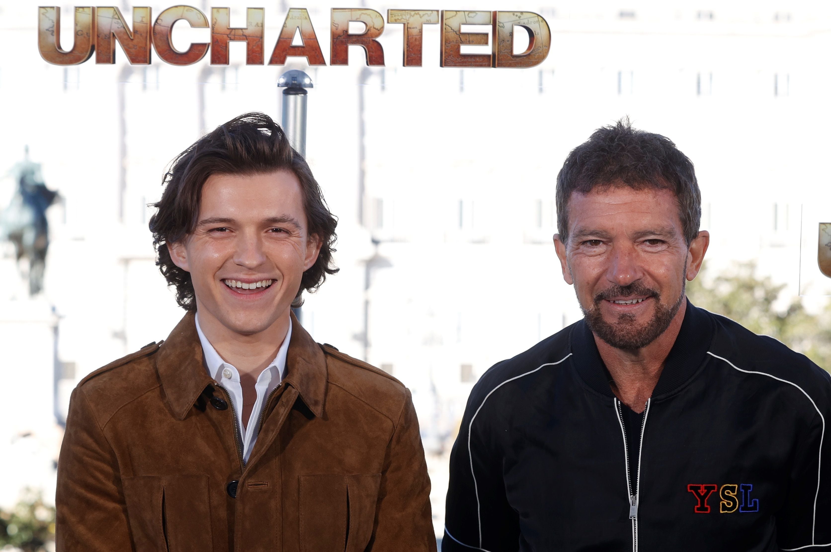 Tom Holland confiesa que pidió actuar con Antonio Banderas en ‘Uncharted’: ‘Quería trabajar cara a cara con él’