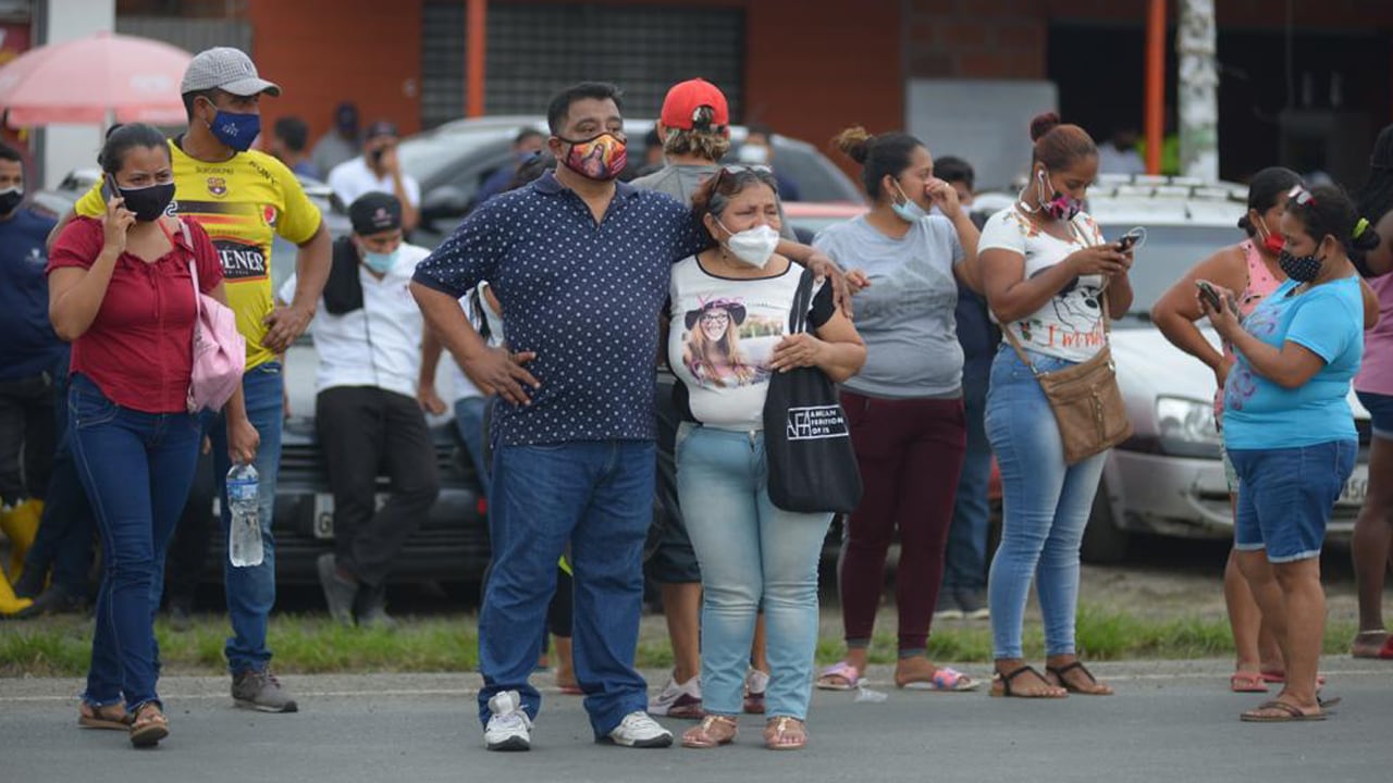 Más de 70 muertos en amotinamientos en cárceles de Ecuador