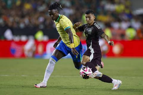 Ronaldinho Gaúcho le metió unos latigazos a la selección Brasil previo a la Copa América: “Está faltando garra, está faltando entrega, está faltando todo”