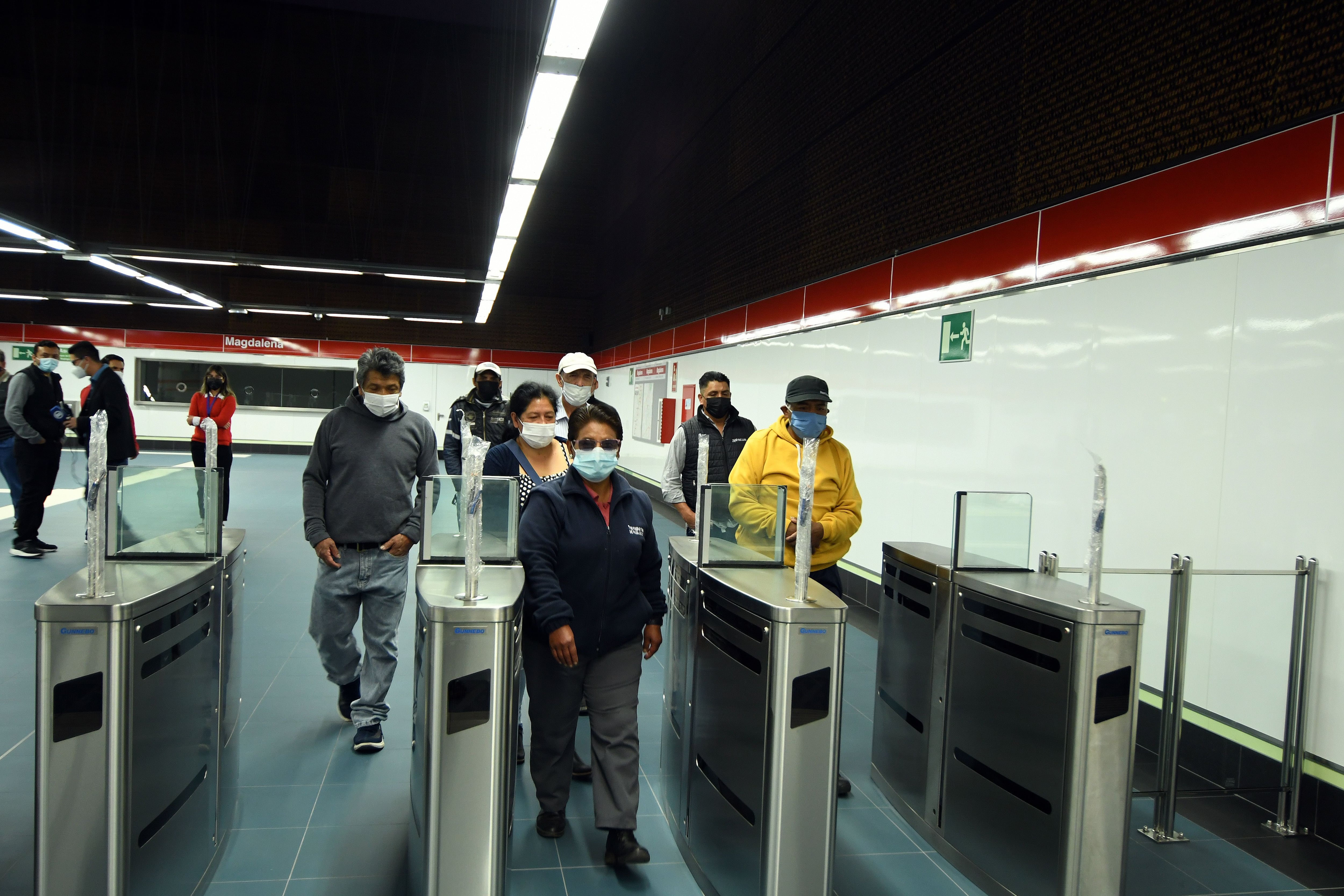 Cerca de 2.000 personas visitaron las paradas del Metro de Quito para conocer cómo es el sistema
