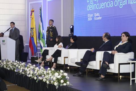 ‘Ahora el narcotráfico compite con las industrias y va en ventaja’, encuentro de seguridad con expertos se realizó en Quito