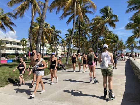 Miami Beach impone toque de queda y declara el estado de emergencia en medio del Spring Break 