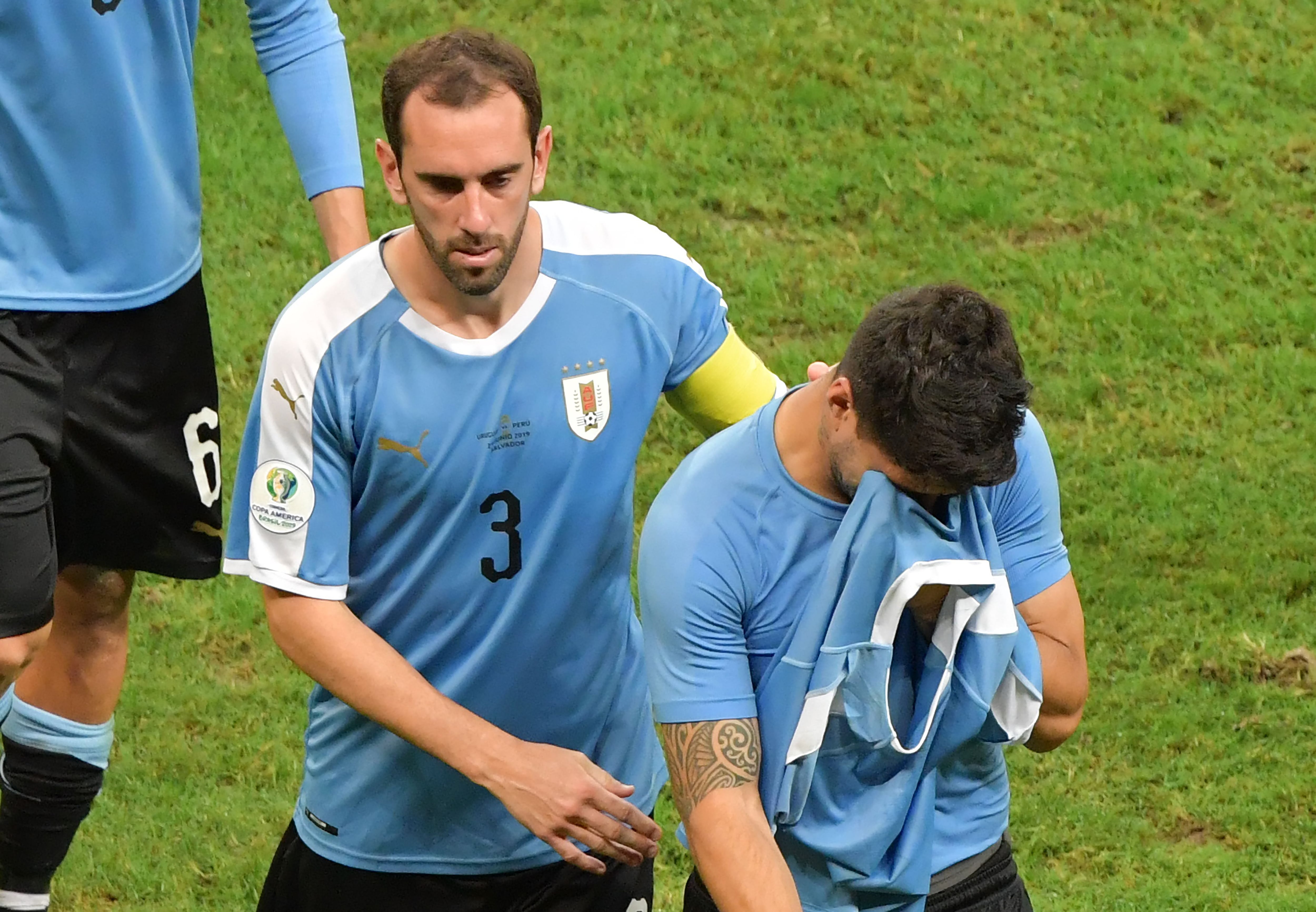 Duros castigos de la FIFA para Uruguay por el ‘mal comportamiento’ de jugadores e hinchas en el Mundial 2022
