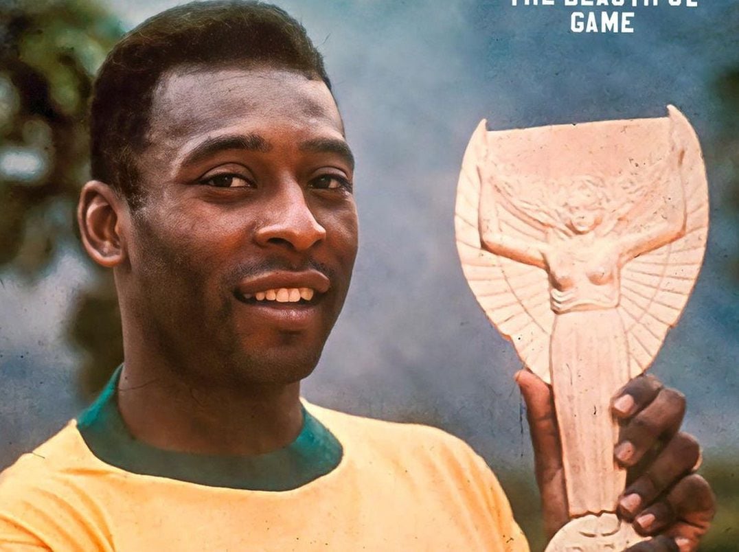 ‘Agradezco mucho por todo el cariño a mi padre, Pelé, nuestro rey y máximo ídolo’, dice uno de los hijos del tricampeón del Mundo con Brasil