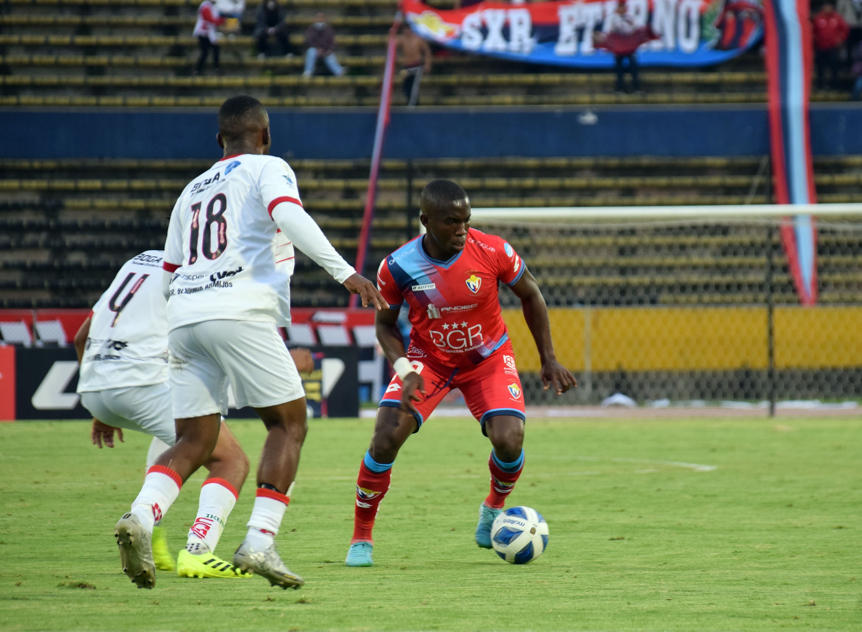 El Nacional pasa sin apuro su serie y se instala en segunda fase de la Copa Ecuador