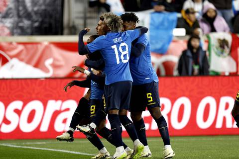 Arturo Magallanes: ‘Ecuador en la Copa América, por nómina, debería avanzar, pero por funcionamiento se le complicará. Esta es mi alineación’