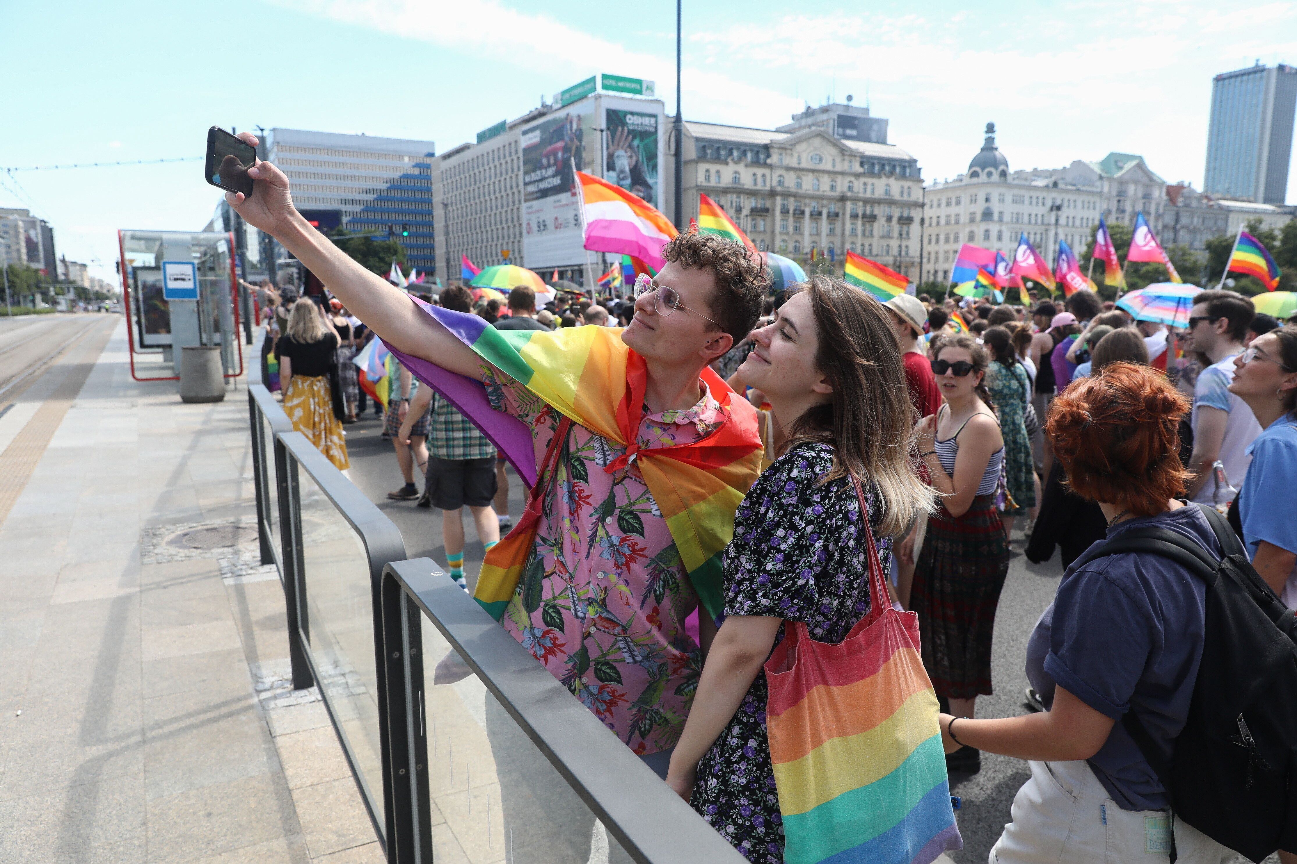 Desfile del Orgullo LGBT+ en Varsovia, Polonia. EFE/EPA/Tomasz Gzell 