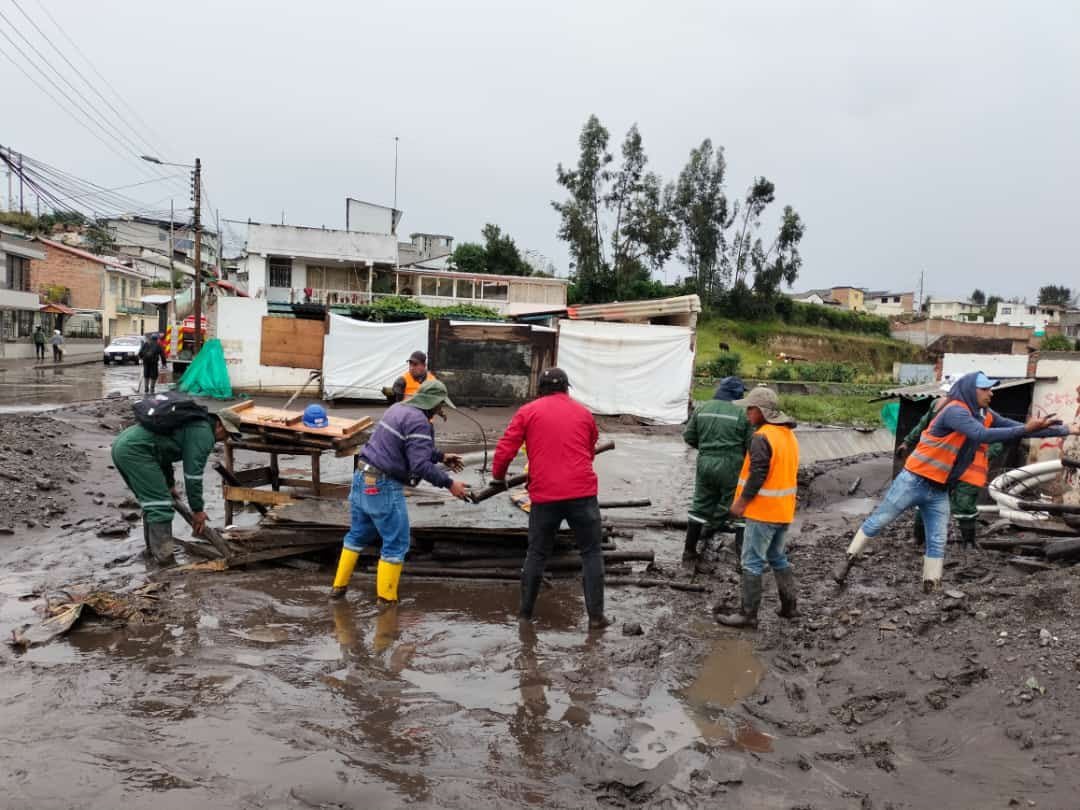 Ocho horas de lluvia provocaron inundaciones y daños en viviendas de Tulcán y San Gabriel