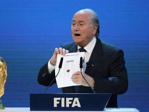 Blatter niega sobornos y habla de decisión &#039;política&#039; en atribución de Mundiales 2018 y 2022