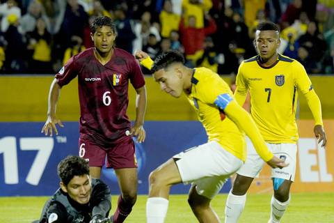 ‘Kendry Páez tuvo un salto de calidad en su juego, asumió el rol de líder’, destaca Diego Martínez, técnico de Ecuador sub-17