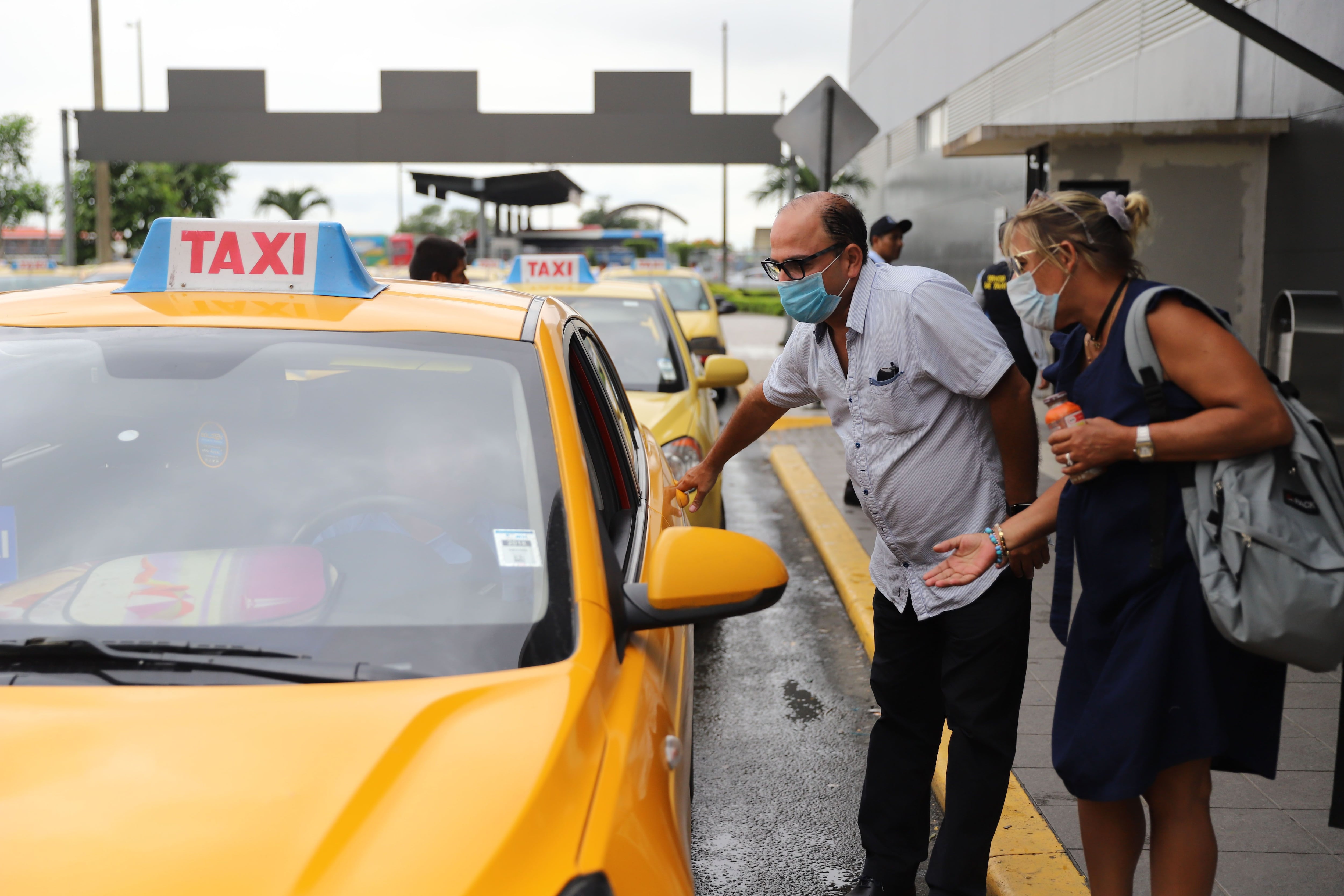 Bem-vindos': taxistas porteños aprenden frases clave en portugués para  atender a turistas que llegarán para la final de la Libertadores |  Comunidad | Guayaquil | El Universo