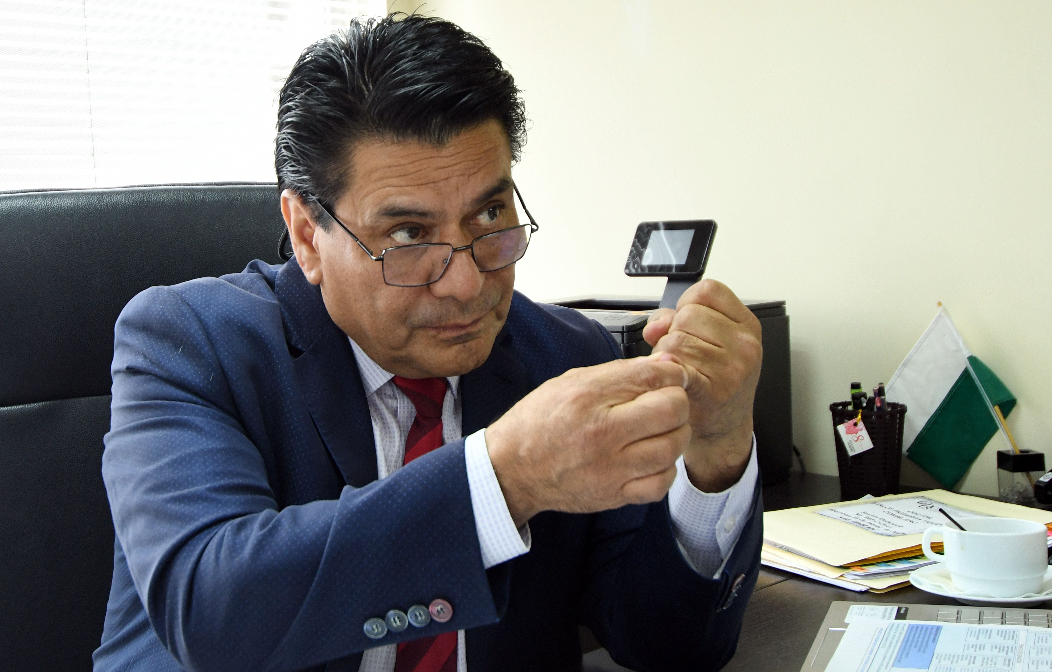 Acciones legales se preparan para dejar sin efecto la anulación de la designación de Roberto Romero como superintendente de Bancos