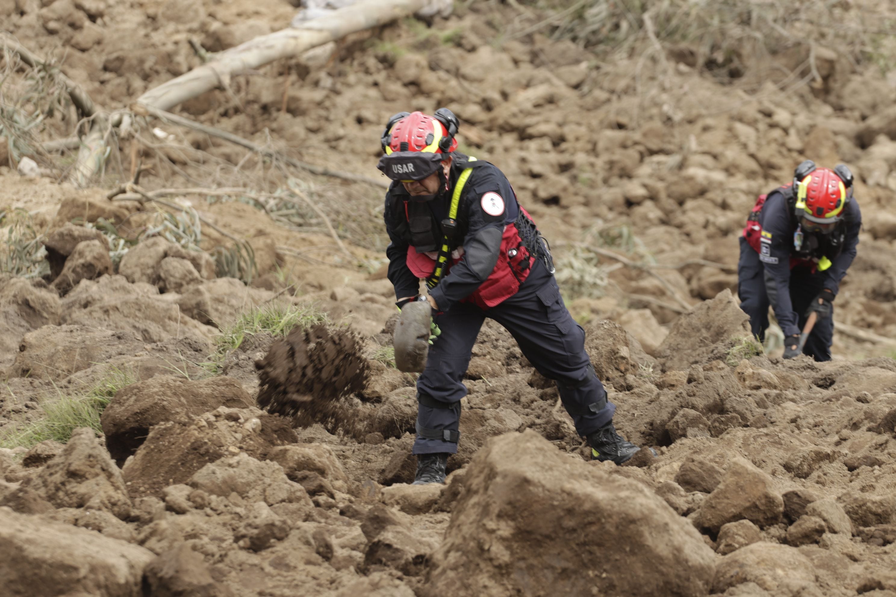 El 85 % de casas habían sido evacuadas cuando el cerro Casual se vino abajo, según alcalde de Alausí 