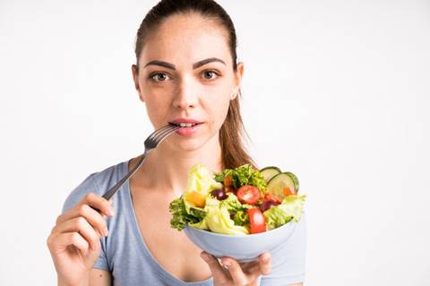 Alimentos saludables que pueden dañar tu organismo si los comes en exceso