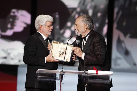 George Lucas recibe la Palma de Oro de Honor de Cannes de manos de su amigo Francis Ford Coppola