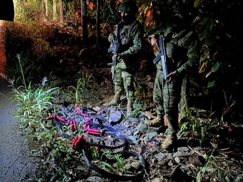 Militares decomisan material explosivo que se presume iba a ser utilizado para un atentado en Ponce Enríquez
