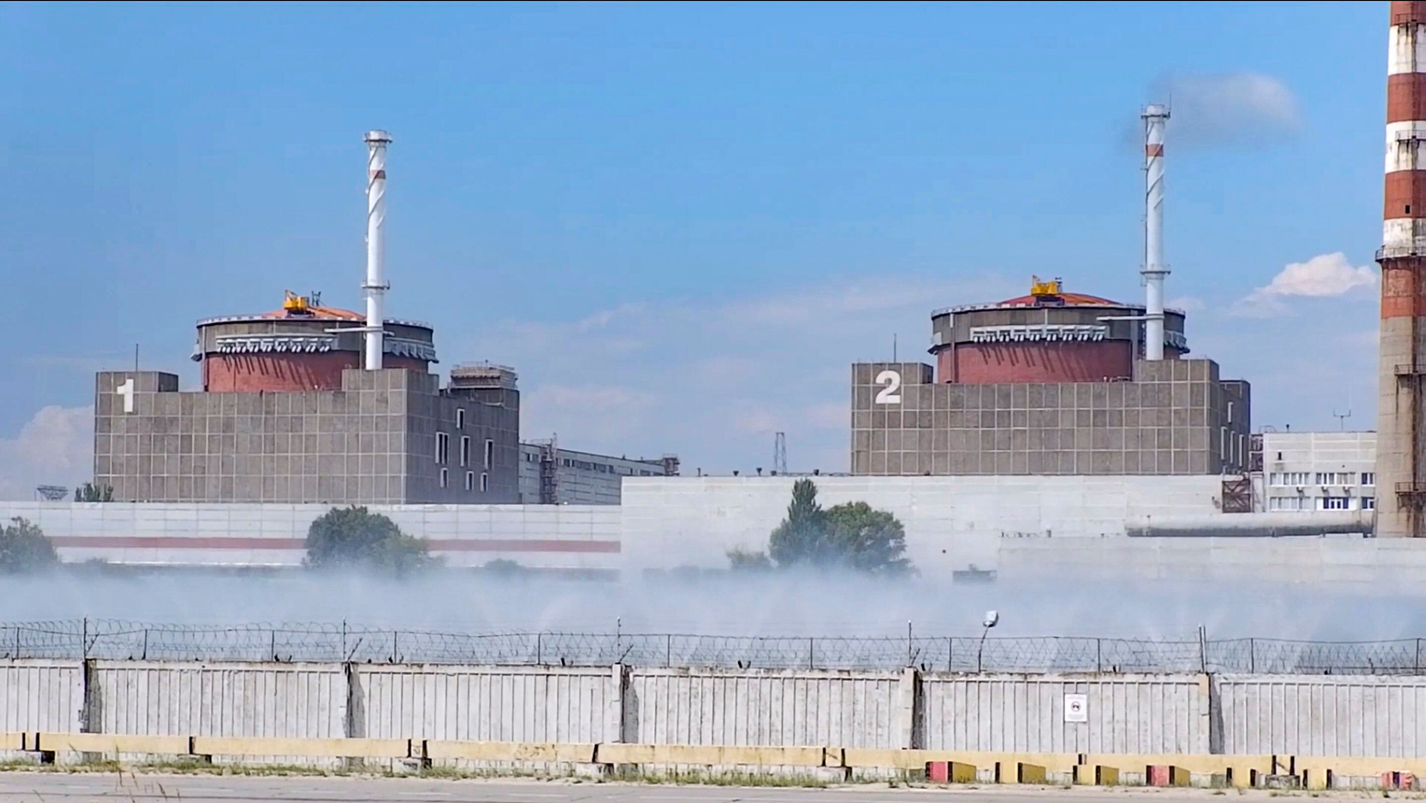 Foto de archivo de la central nuclear de Zaporiyia. EFE/EPA/MINISTERIO RUSO DE EMERGENCIAS. 