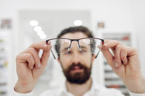 ¿Cómo eliminar la visión borrosa? Ejercicios para aclarar la vista cansada y prevenir daños a los ojos