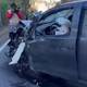 Siniestro entre vehículo liviano y  volqueta colapsó el tránsito en la av. Oswaldo Guayasamín, en Quito