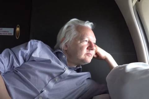 Jueza de las Islas Marianas del Norte le permite a Julian Assange regresar a Australia ‘como un hombre libre’