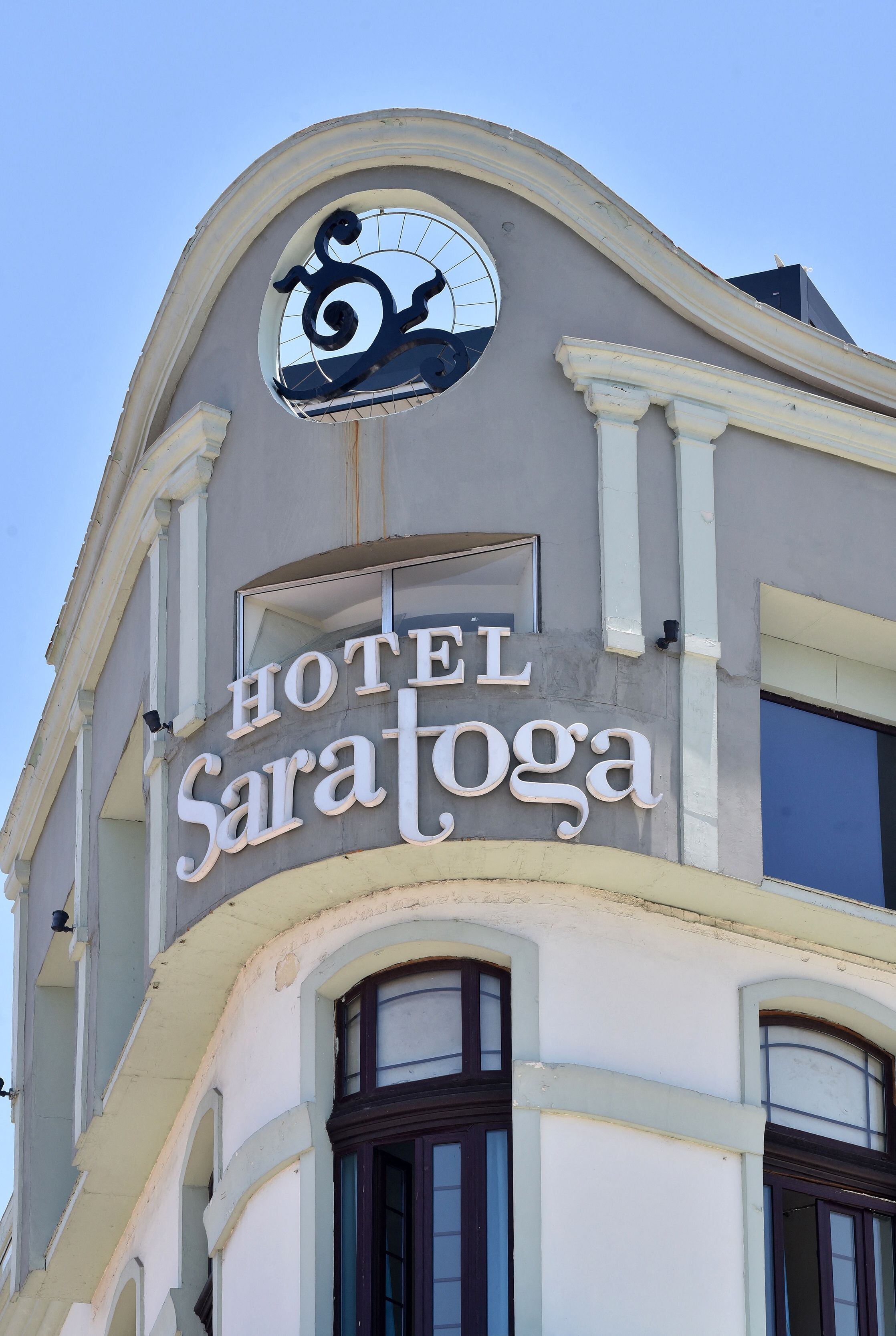 El Saratoga se encuentra en un edificio de estilo neoclásico construido en 1880 y que desde 1933 funciona como un hotel. Su última restauración tuvo lugar en 2005, según medios oficiales. Foto de Adalberto ROQUE / AFP