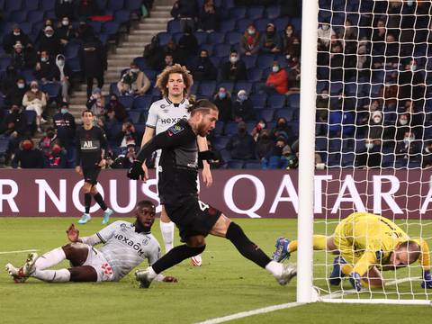 Calvario de Sergio Ramos en París podría llevarle a una retirada prematura