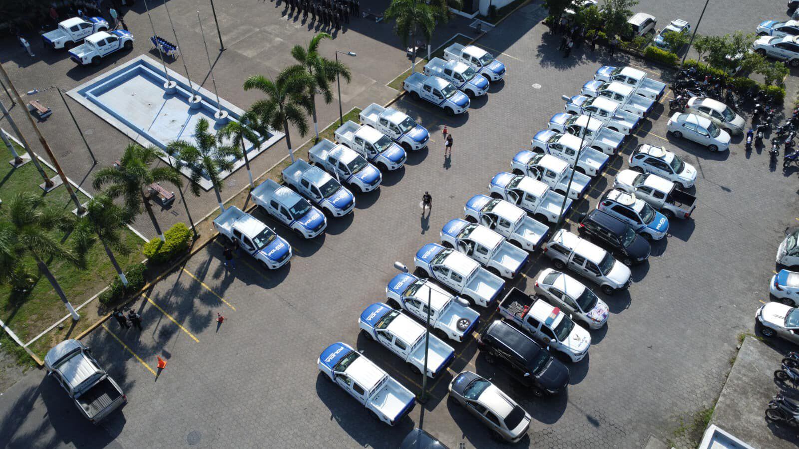 Los vehículos serán distribuidos en los trece cantones de la provincia. (Foto: Policía Nacional)