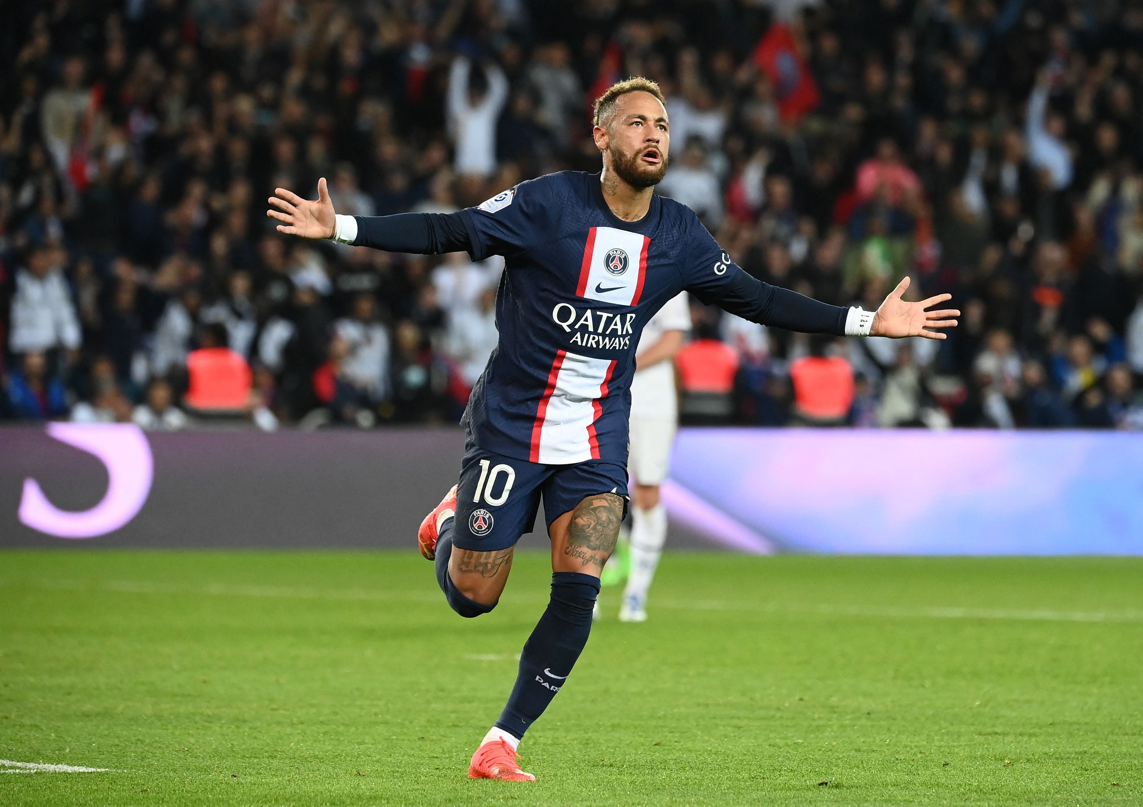 Derrota de París Saint Germain desata las críticas en contra del equipo y también apuntan a Neymar