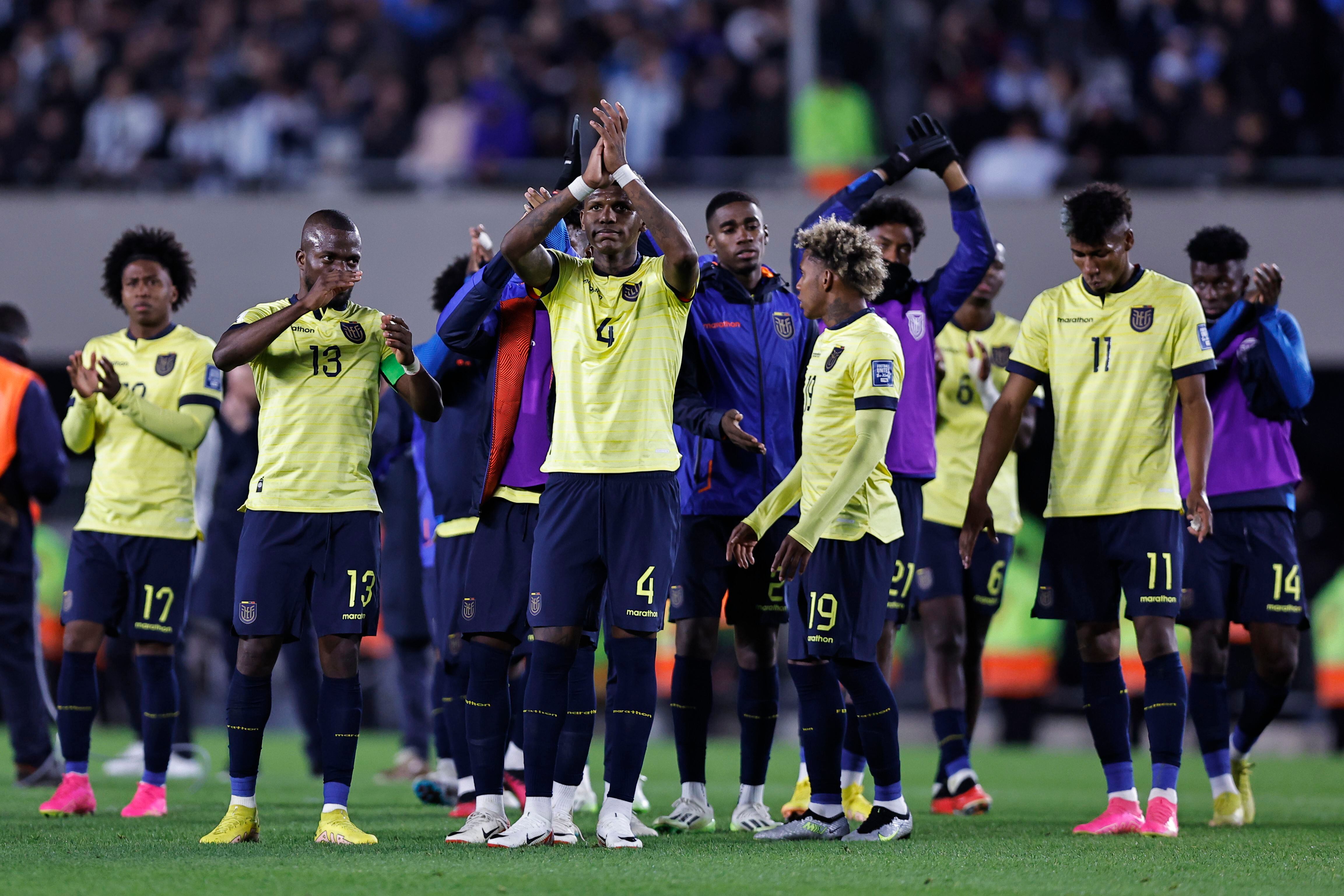 La prensa uruguaya aprueba a una selección con clase y a la que le