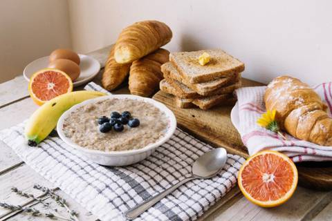 Estos carbohidratos, proteínas y grasas para comer en el desayuno son saciantes y bajos en calorías