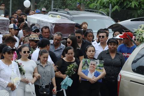 ‘Hasta pronto, Jushico’, restos de alcalde de Camilo Ponce Enríquez, José Sánchez, fueron sepultados en el cementerio general 