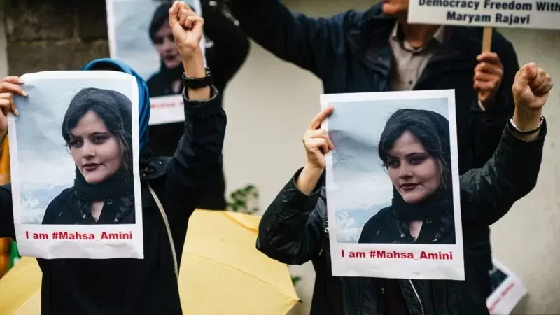 EPA Desde hace semanas hay protestas en Irán y en el extranjero por la muerte de Mahsa Amini.