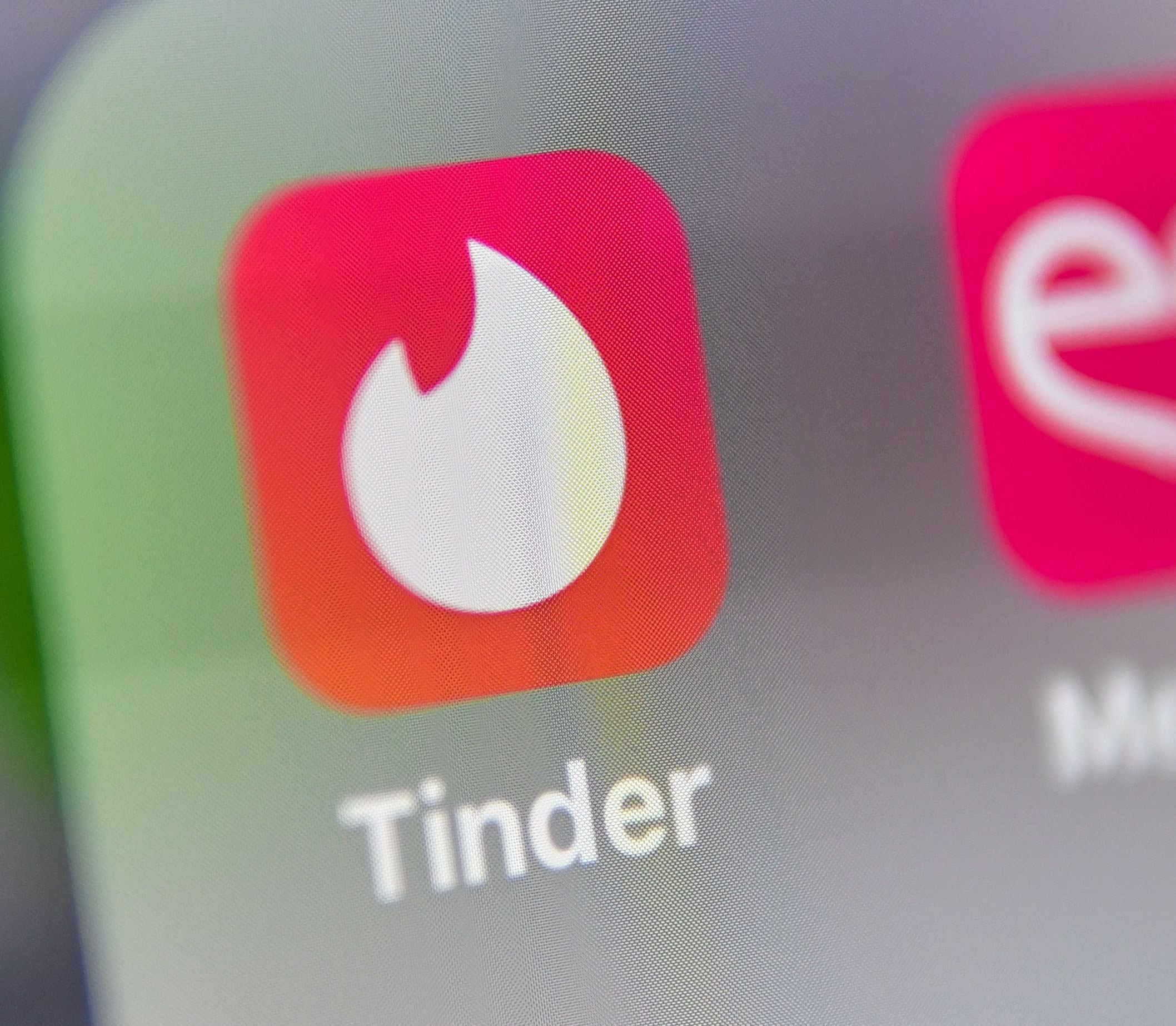 COVID-19: En Tinder y otras apps de citas los usuarios puedan señalar si ya están vacunados