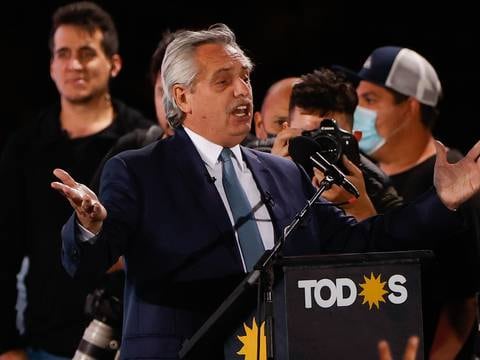 Argentinos deciden si extienden apoyo al presidente Alberto Fernández o le ocasionan un gran revés en el Congreso