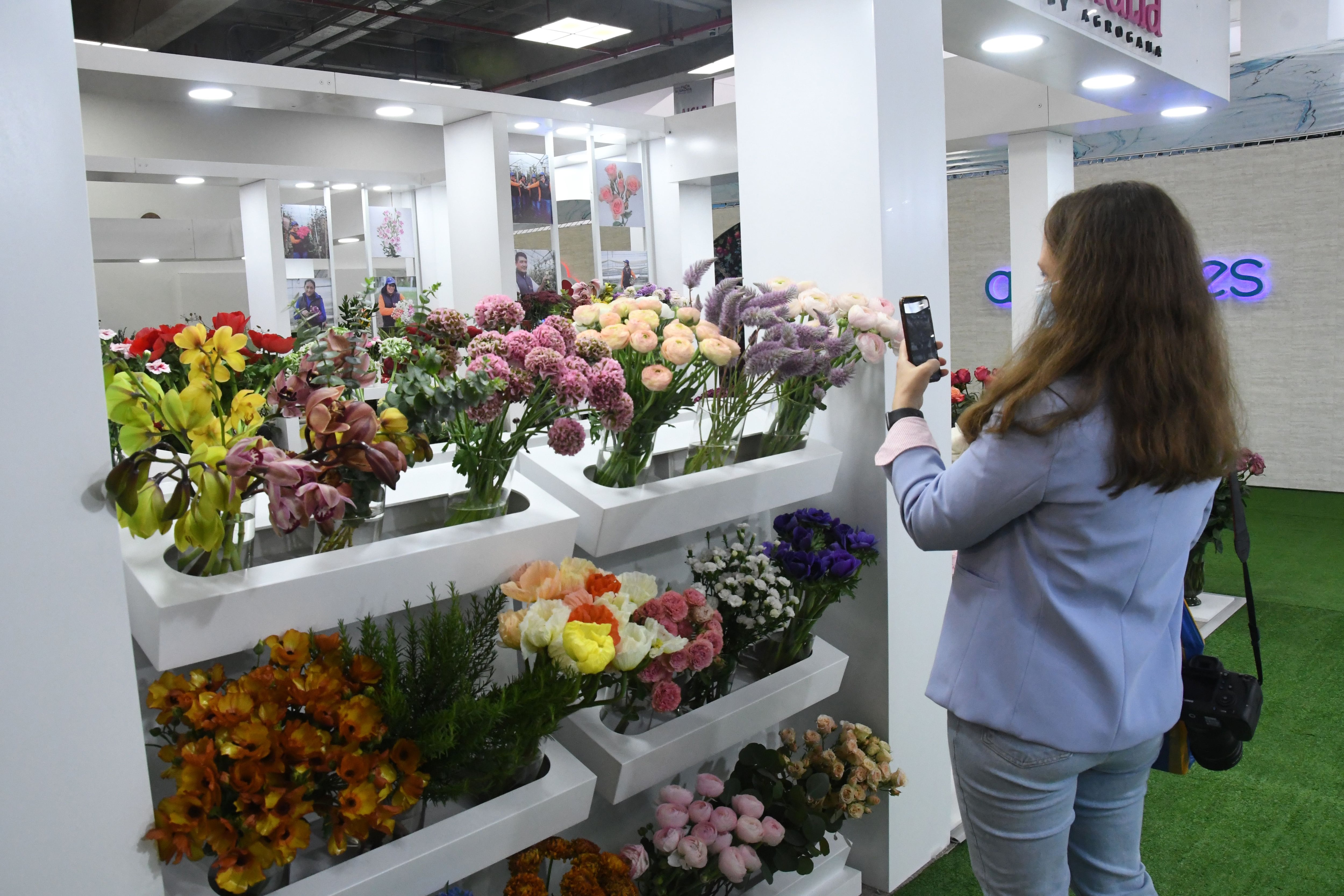 Expo Flor 2022 abre sus puertas a 2.000 compradores internacionales y con  una apuesta a ser industria carbono cero | Economía | Noticias | El Universo