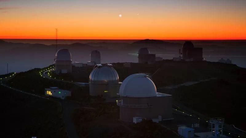 El Observatorio de La Silla tiene una posición ideal para observar fenómenos en el espacio y la Tierra. ESO