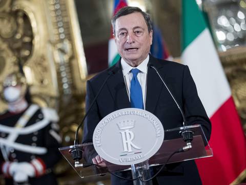 Mario Draghi, el economista y expresidente del Banco Europeo que ahora es llamado a salvar Italia en una crisis política en medio de la pandemia