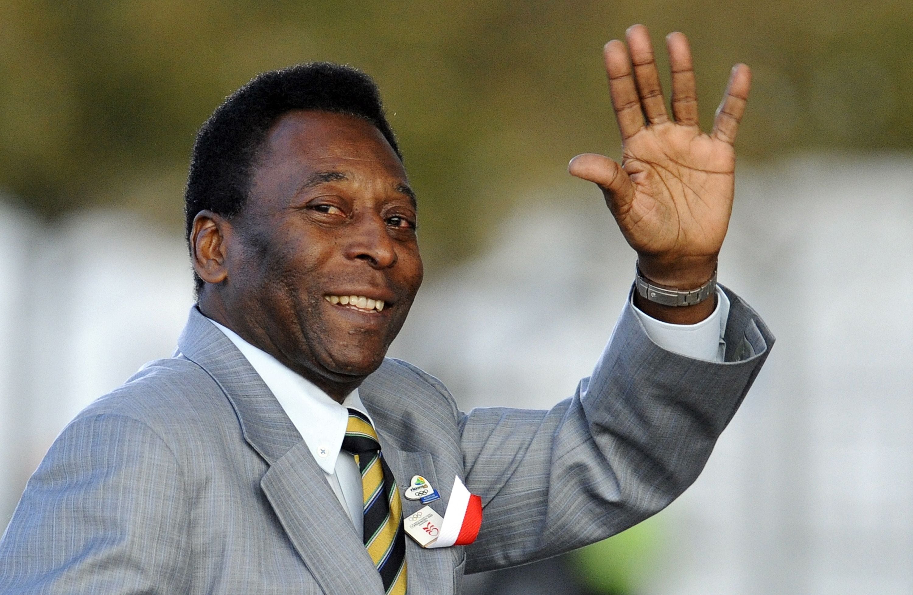 La vez que Pelé le quitó la escena protagónica a Sylvester Stallone, relatada por Osvaldo Ardiles: ‘Él no sabía ni agarrar un balón’