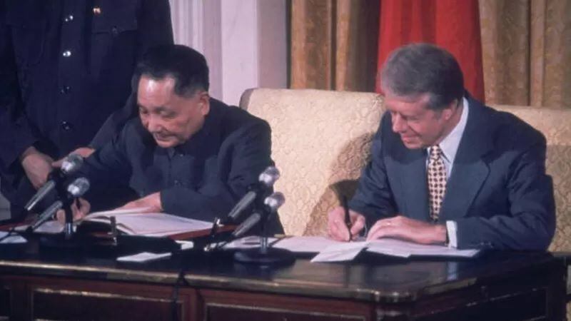 El presidente de EE.UU., Jimmy Carter, rompió relaciones con Taiwán a favor de establecer vínculos comerciales con China. GETTY IMAGES