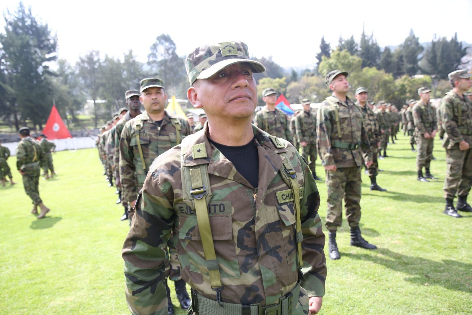 1.800 reservistas de las Fuerzas Armadas de Ecuador acudieron a cuarteles militares para realizar un reentrenamiento enfocado en apoyar el operativo de seguridad durante la celebración del referéndum convocado por el Gobierno que se votará este domingo. EFE/ Cortesía Fuerzas Armadas de Ecuador
