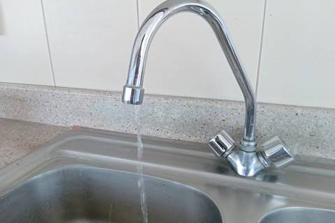 Anuncian corte de agua en Guayaquil y a usuarios de Amagua debido a inesperado apagón en Ecuador 