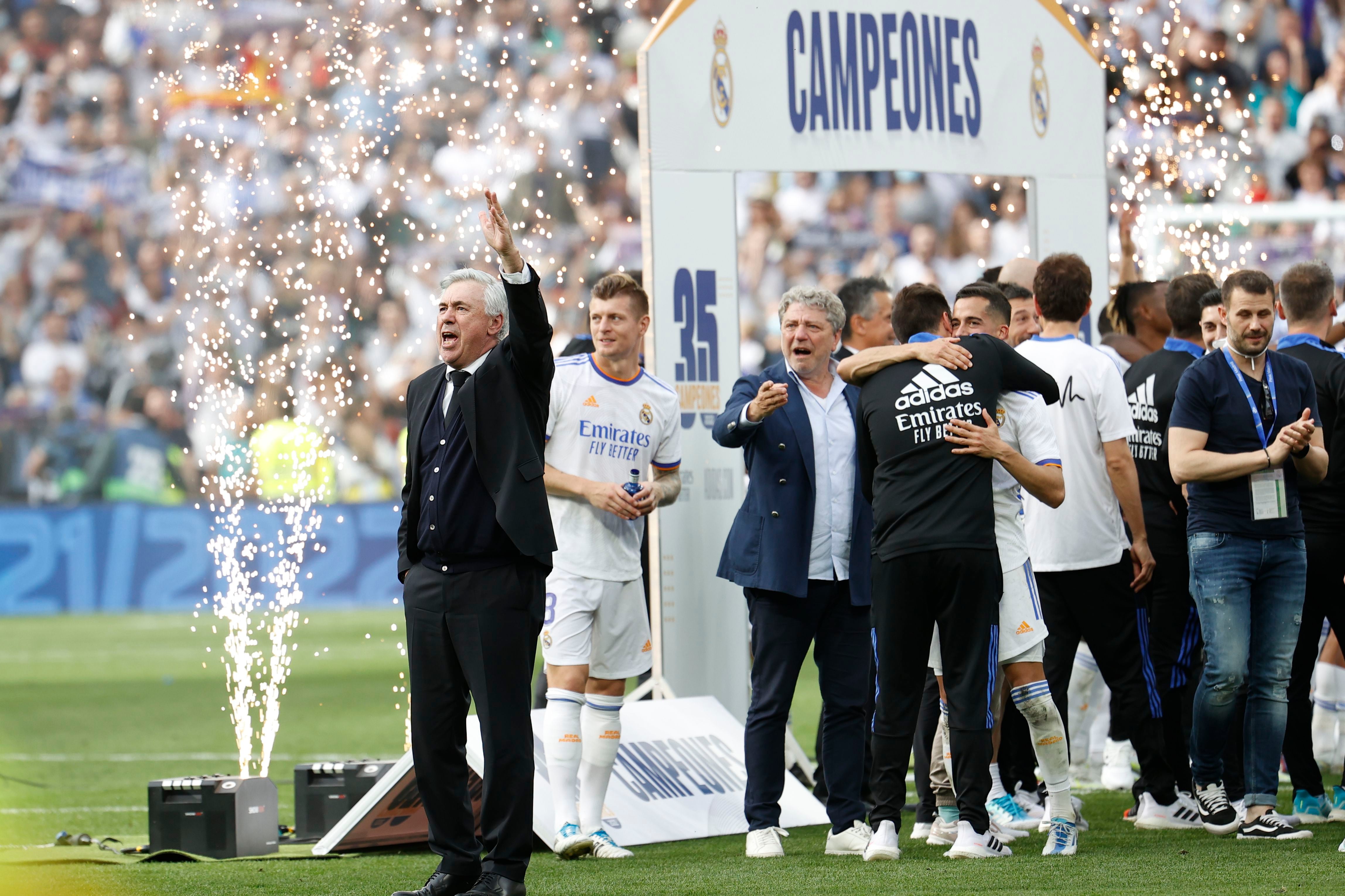 Carlo Ancelotti se convierte en el primer técnico que logra ganar las cinco grandes ligas de Europa